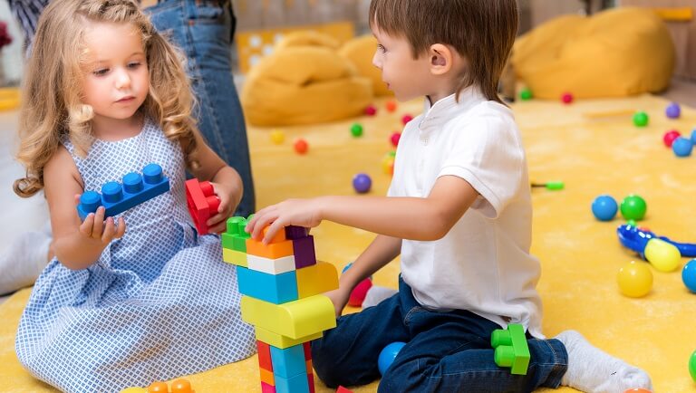 Как помочь ребенку адаптироваться к детскому саду?